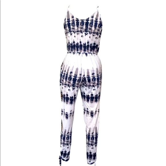 Beautiful Brand New blue /White Print Jumpsuit - Picture 3 of 3